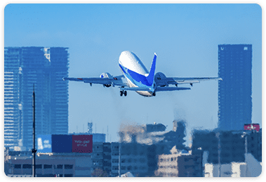 福岡空港からアリス各店へは地下鉄で直行