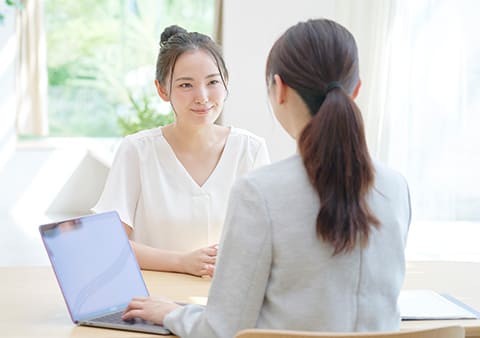 お仕事への質問や勤務のご希望など、丁寧に伺います