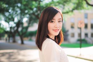 チャットレディの年代ごとの人気女性像を紹介