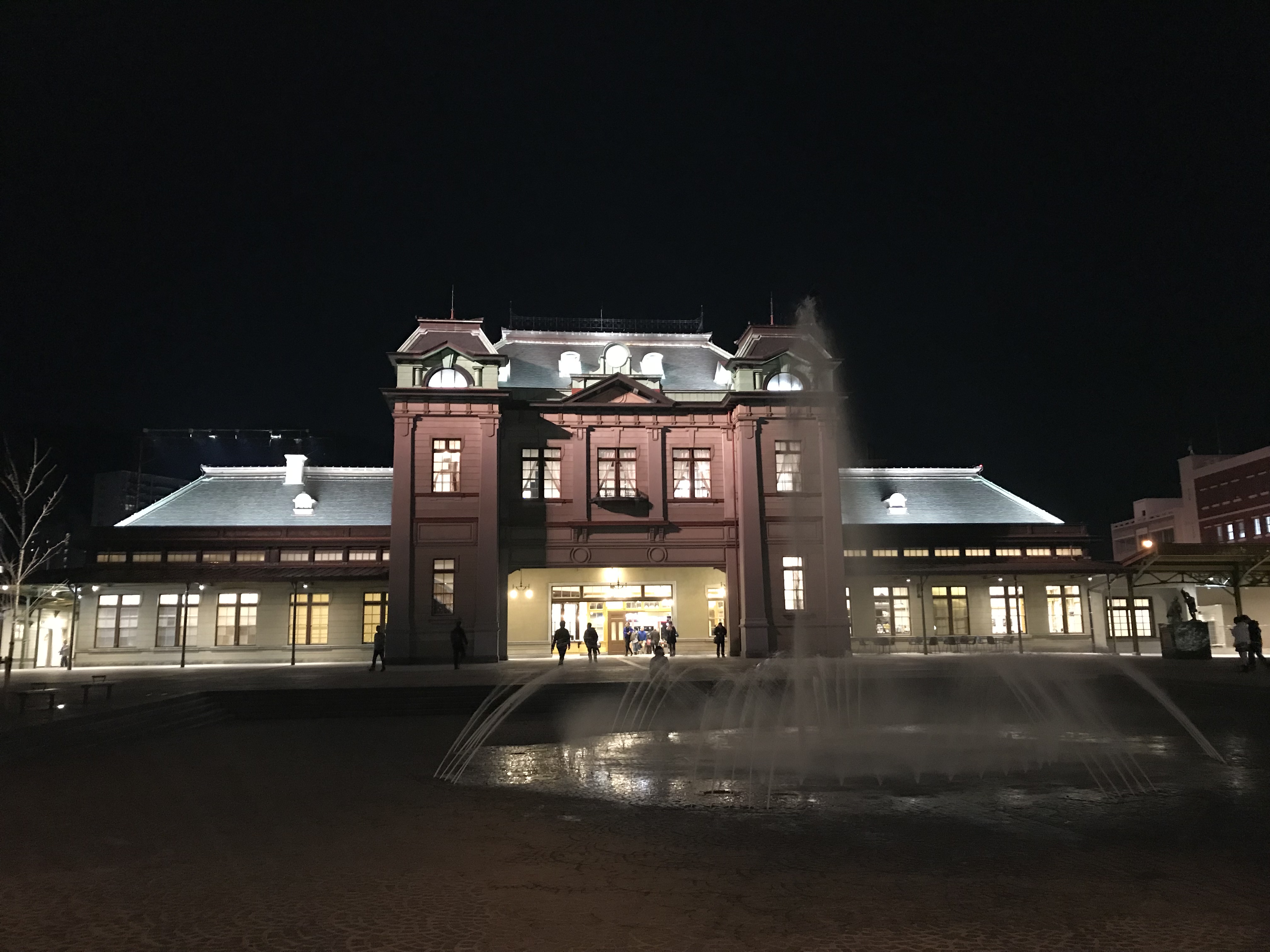 グランドオープンした門司港駅