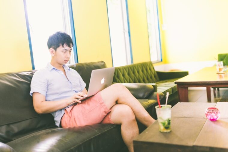 YouTubeにハマりました笑