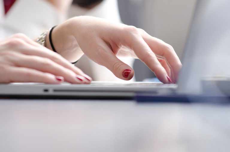 会わずに稼げるお仕事があります！