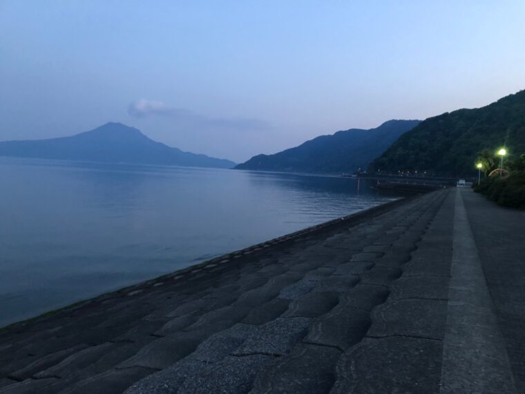 チャットのおしごと