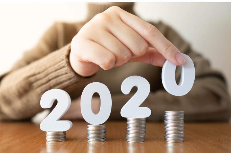 何かとお金を使う時期に！チャットを！