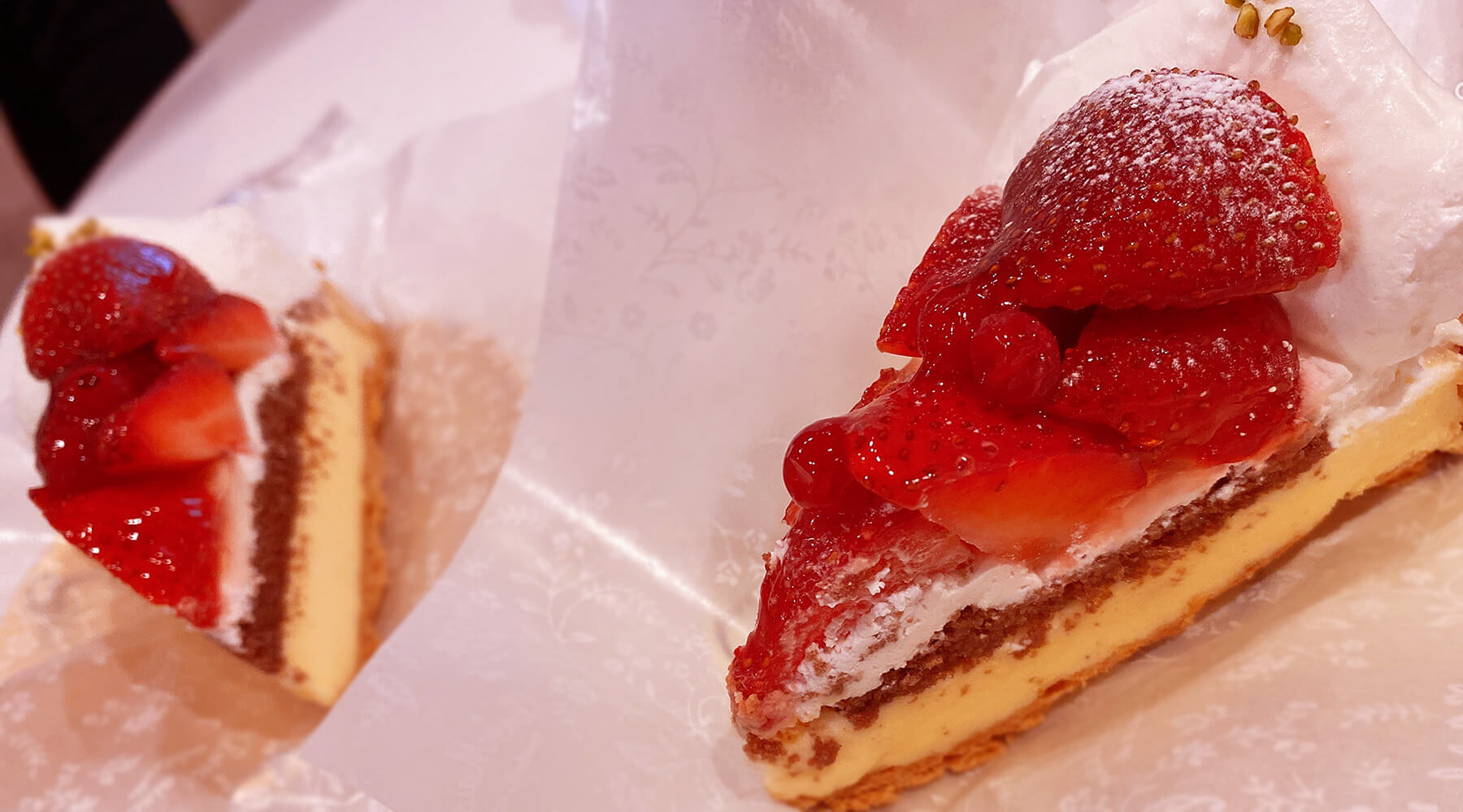 【札幌駅前】モデルさんへイチゴタルト