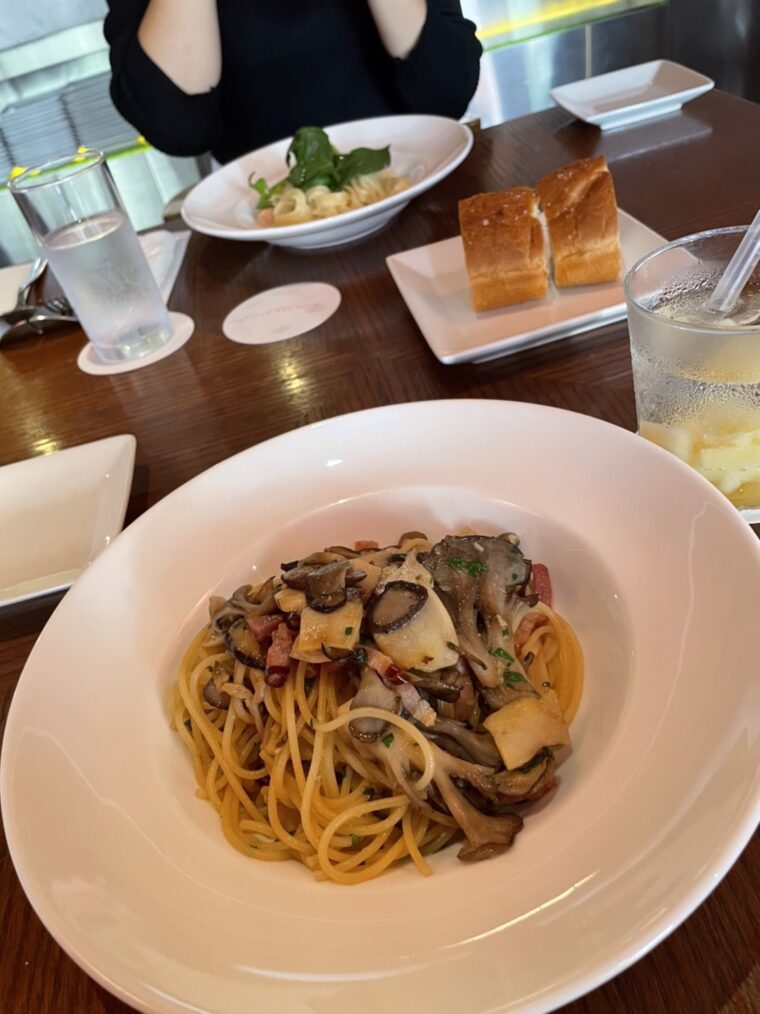 チャットレディさんとランチ🥞✨