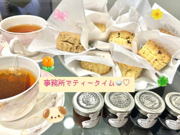 事務所でティータイム休憩☕💓